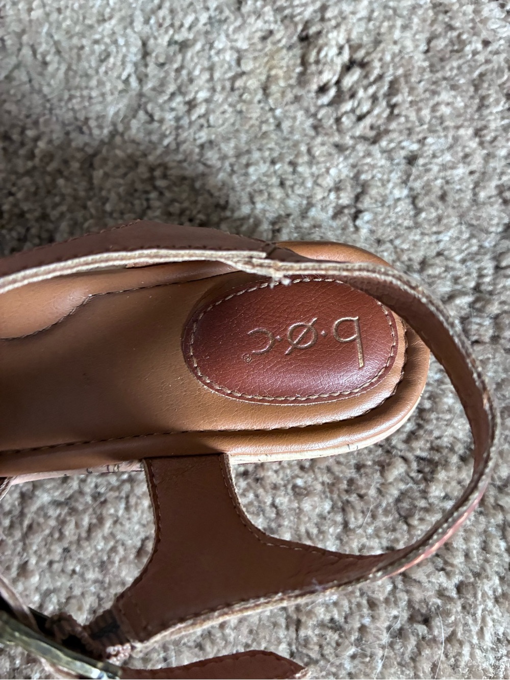b.o.c. Women’s Brown Leather Cork Wedge Sandals - Picture 3 of 3